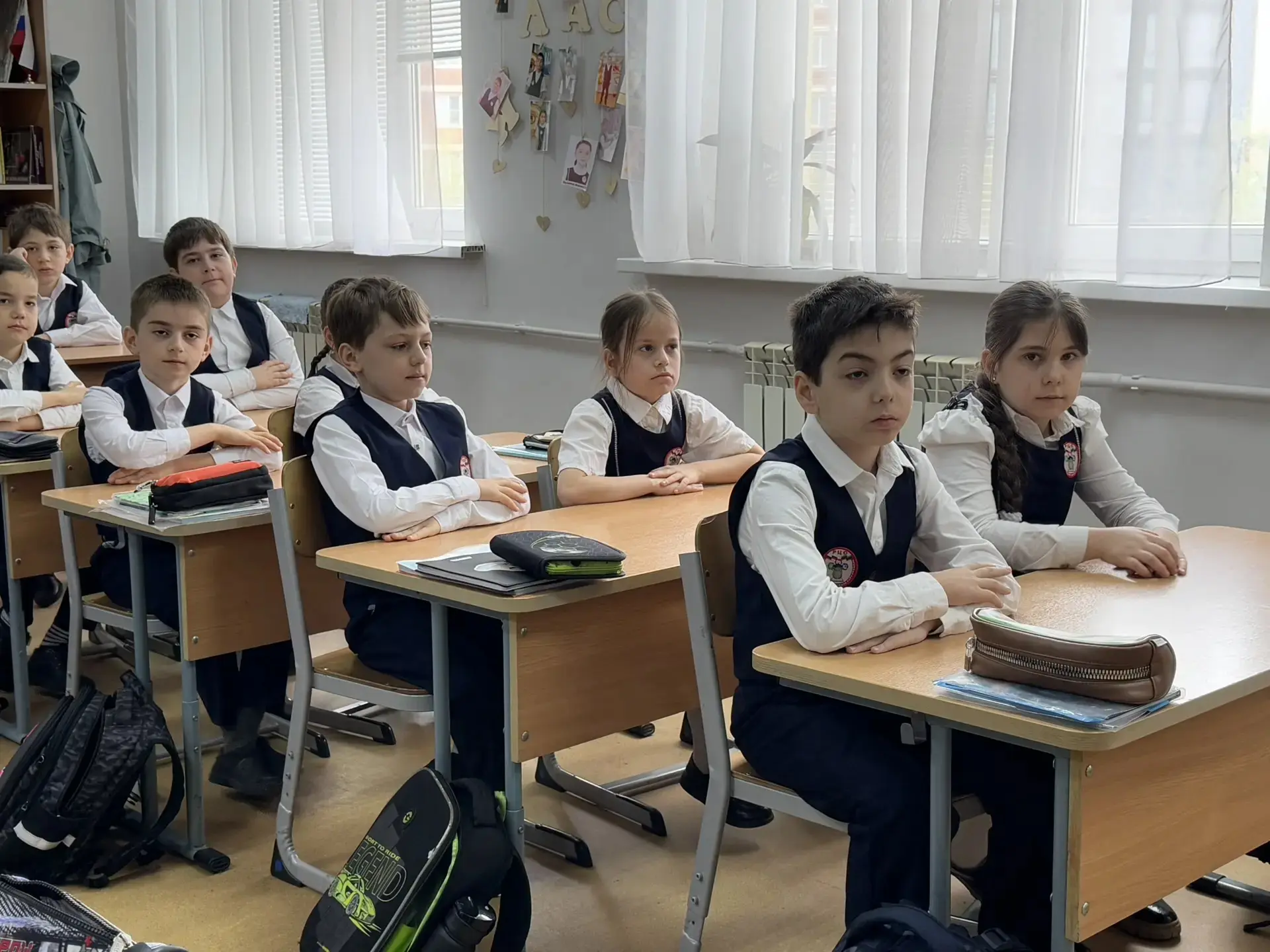 Сила команды начинается со школы 🤝 Сегодня в Республиканском центре образования имени И. И. Ханбалае