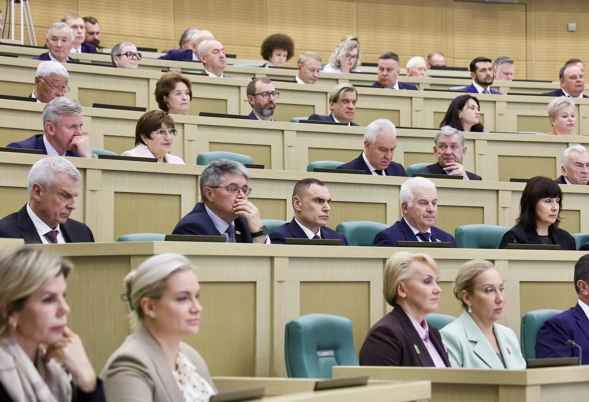 Принял участие в парламентских слушаниях «О параметрах проекта федерального бюджета на ...