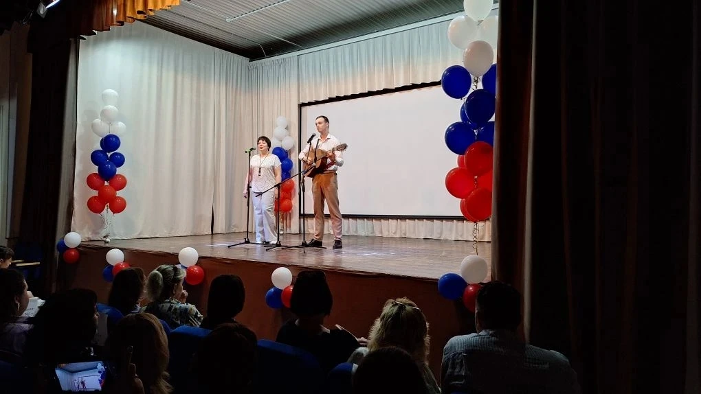 ➡ «ПЕДАГОГИ В ГЛАВНОЙ РОЛИ»  📍В стенах лицея №7 прошёл городской конкурс художественной самодеятельн