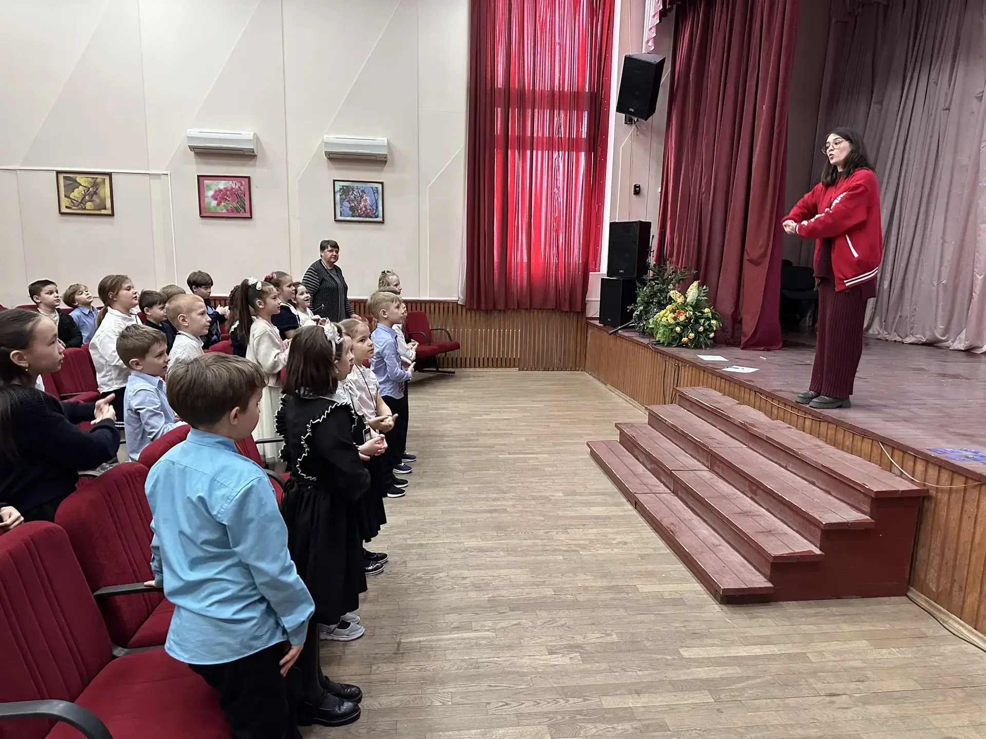🤝 Знакомство с «Движением Первых»  🏫 В нашу школу приехали специалисты регионального отделения «Движ