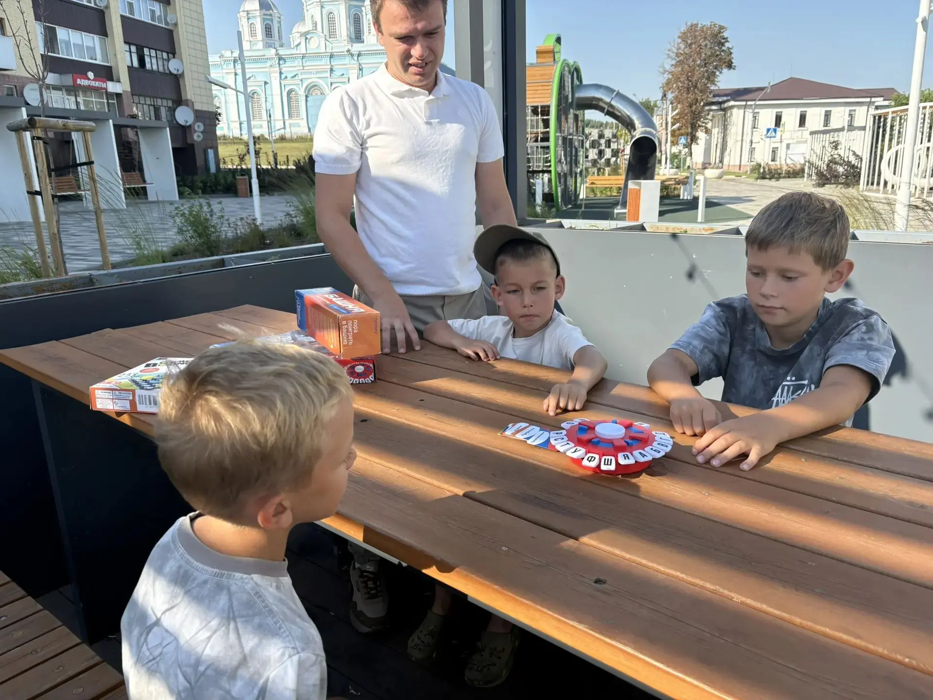 🎲 Вечер в кругу друзей!