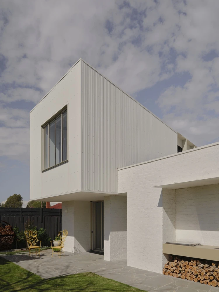 ▶ Maribyrnong I House / Studio Ceravolo