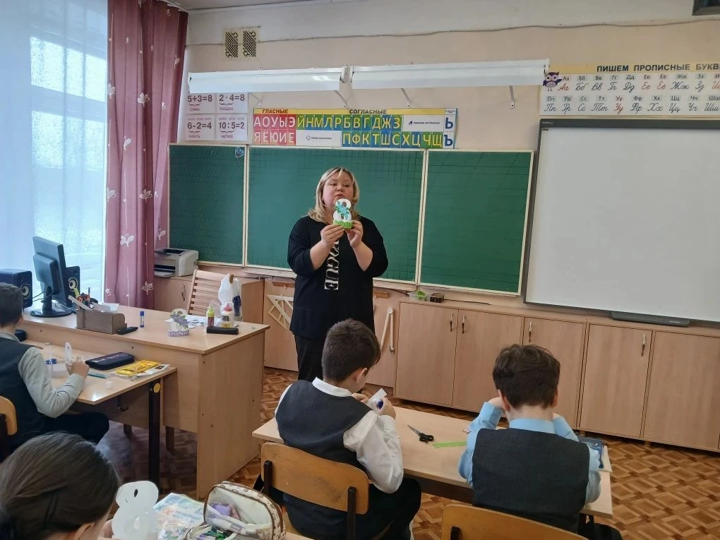🌷 Поздравления от родителей в День школьного содружества. "Желаю школе становиться только лучше, нов