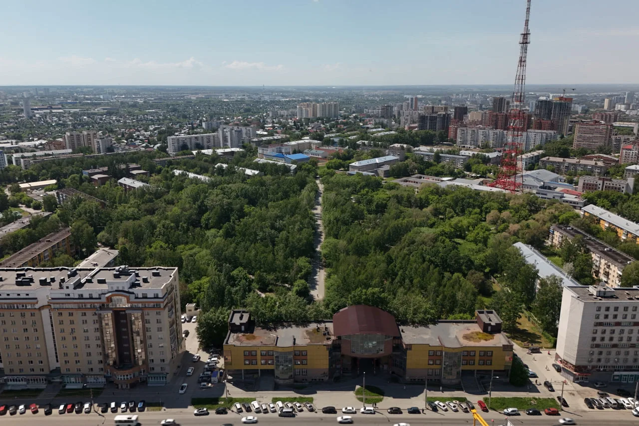 В Ленинском районе приведут в порядок сквер Сибиряков-Гвардейцев - там полностью восстановят весь ас