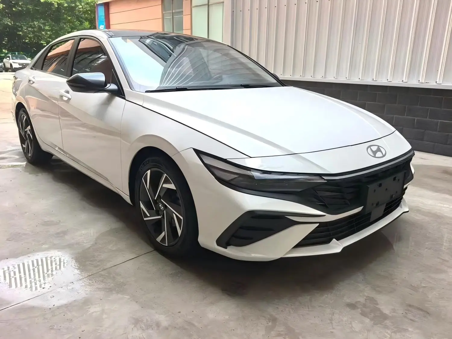 🚘Hyundai Elantra Sedan 1.5 CVT LUX Premium Edition 2023 года выпуска
