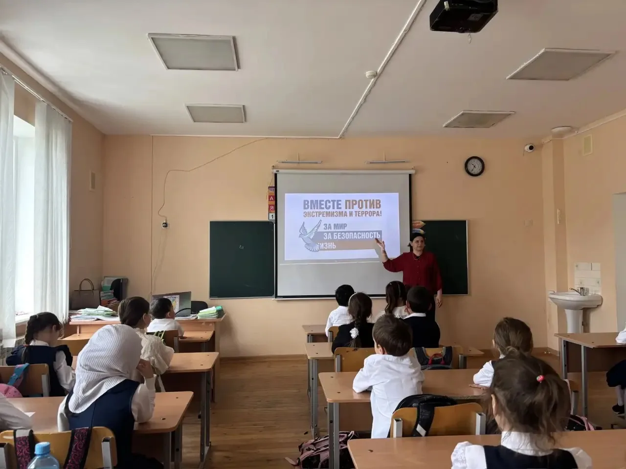 Видео просмотр фильма «Терроризму - Нет!»   Одним из ключевых направлений борьбы с террористическими