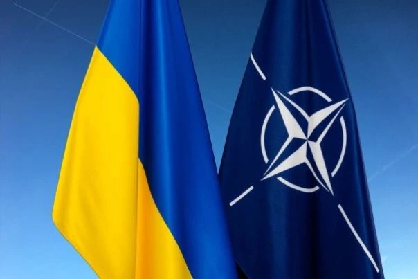"Идет к армагеддону". Появление чиновников НАТО на Украине шокировало США