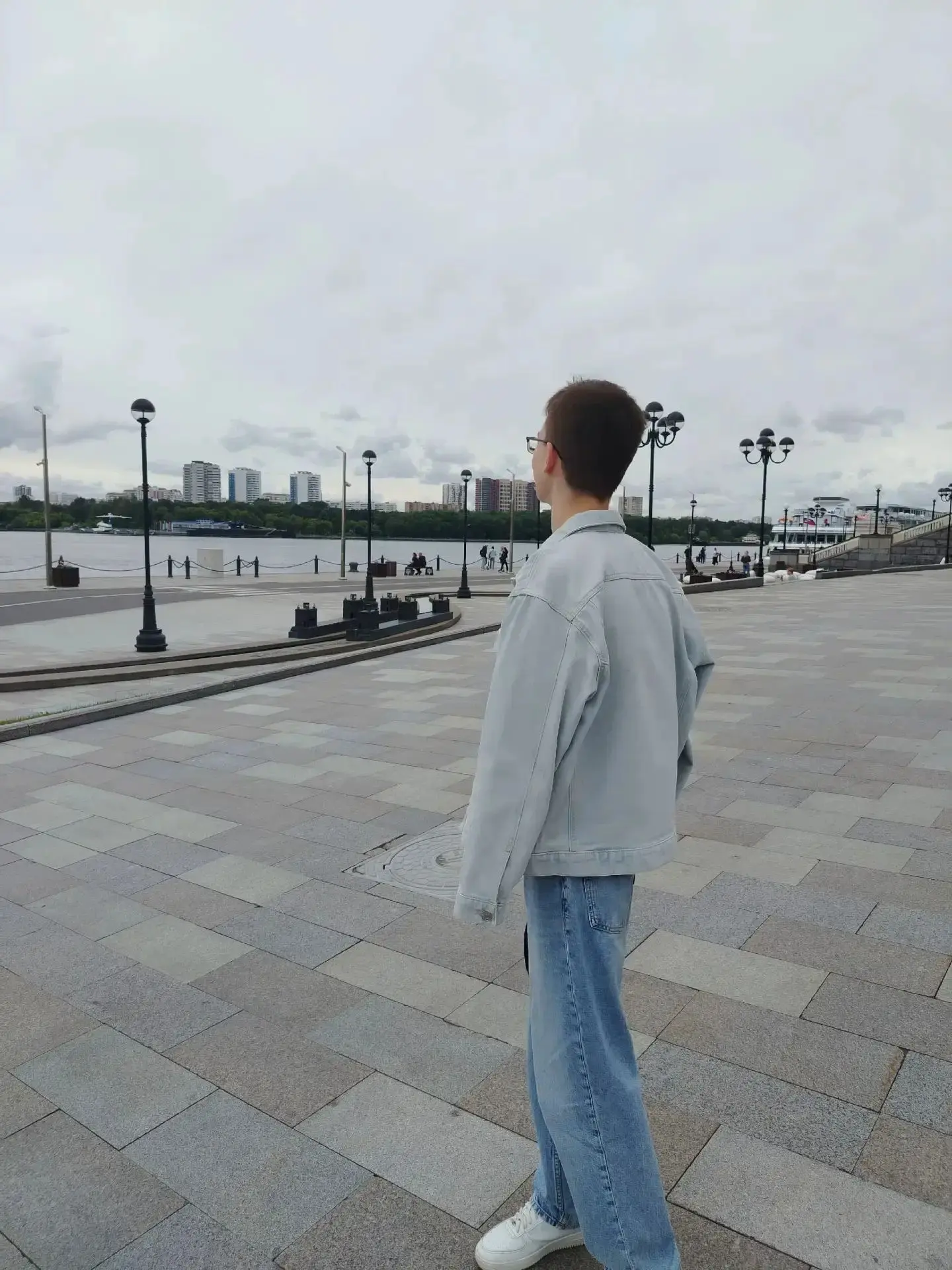 🌟 ЛЕТО СТУДЕНТОВ В МОСКВЕ! ️

Наш студент группы 0101 Алим Якупов отправился в незабываемое путешес