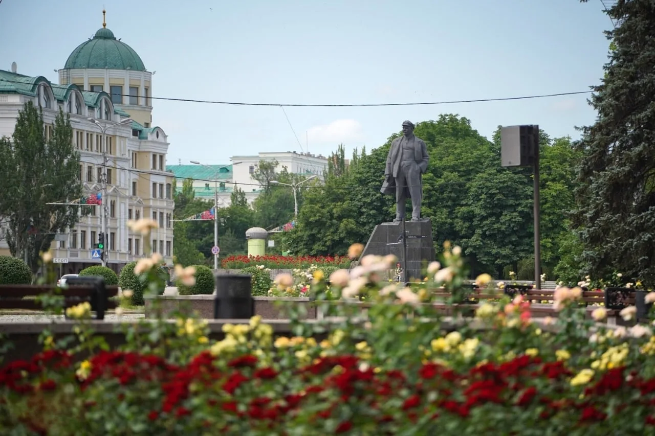 Поздравление медицинского факультета ДонГМУ с Днем города и Днем шахтера