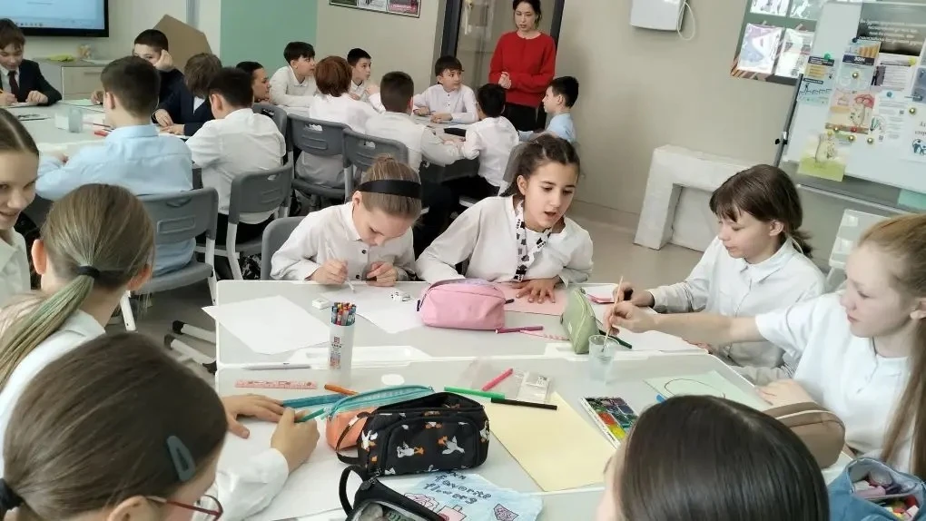 ✅4 марта будущие  педагоги-психологи, проходящие практику  в нашей гимназии,  провели арт-терапевтич
