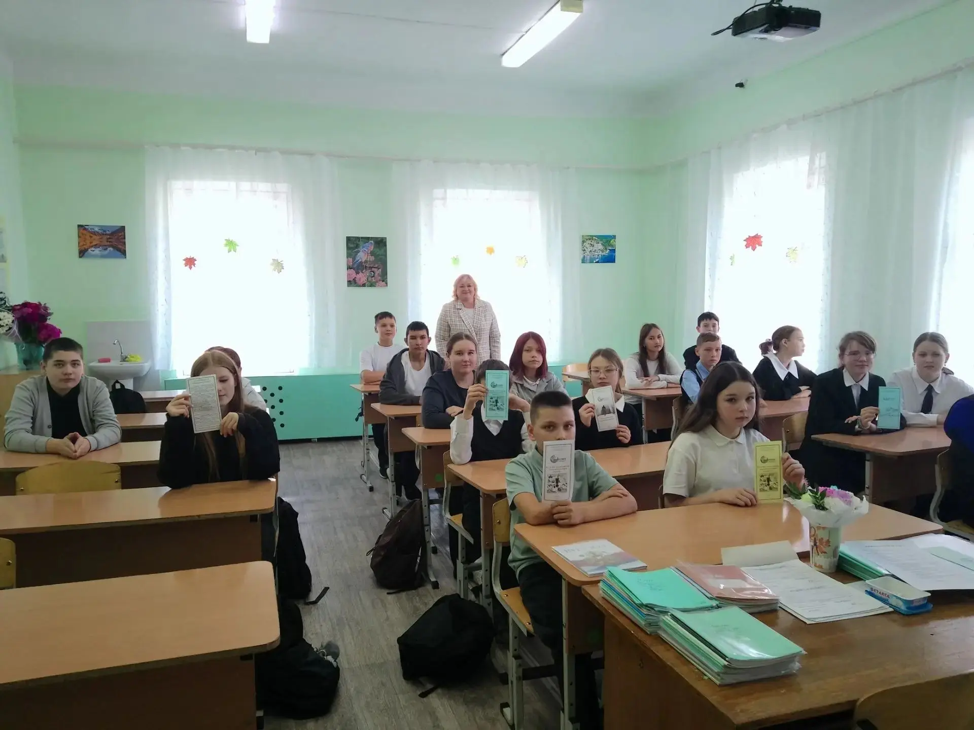 🕊Память о Беслане. Урок мужества и безопасности в 7а классе