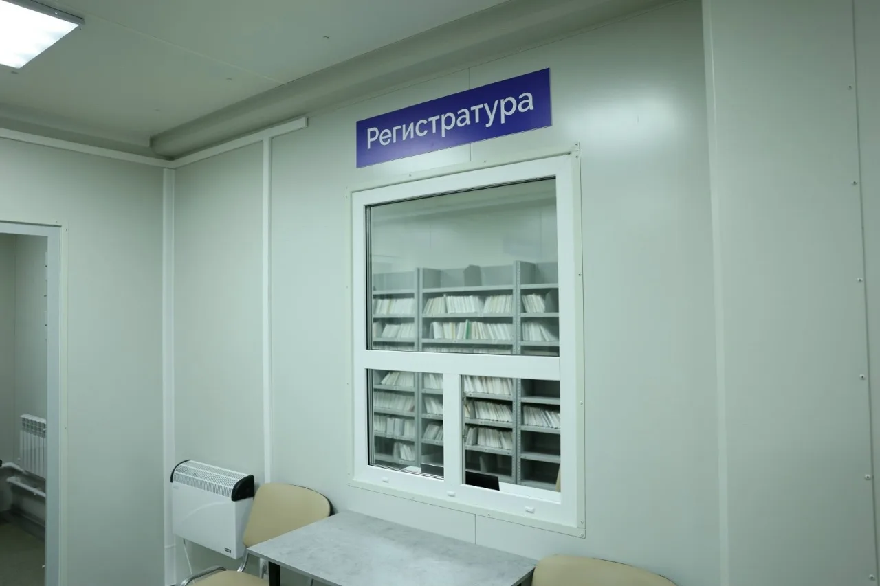 🔬 Министр здравоохранения России Михаил Мурашко осмотрел врачебную амбулаторию в Писковичах Псковско