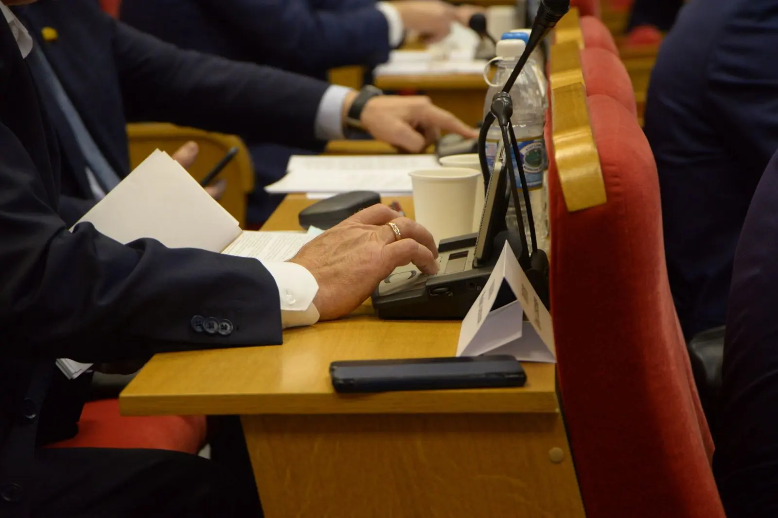 Депутаты восьмого созыва Государственного Совета Чувашской Республики начинают работу.