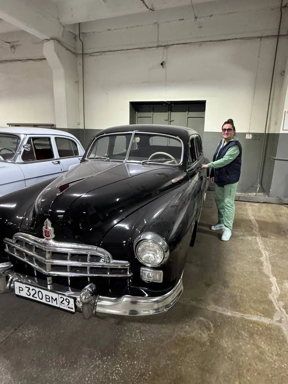 🚗 В Архангельске хранится одна из крупнейших коллекций ретротехники.  Местный коллекционер Дмитрий С