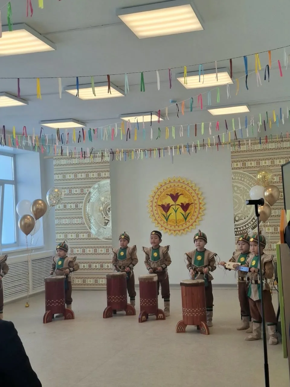 Бэрдьигэстээххэ «Сардаана» оҕо сайдар киинэ саҥардылынна