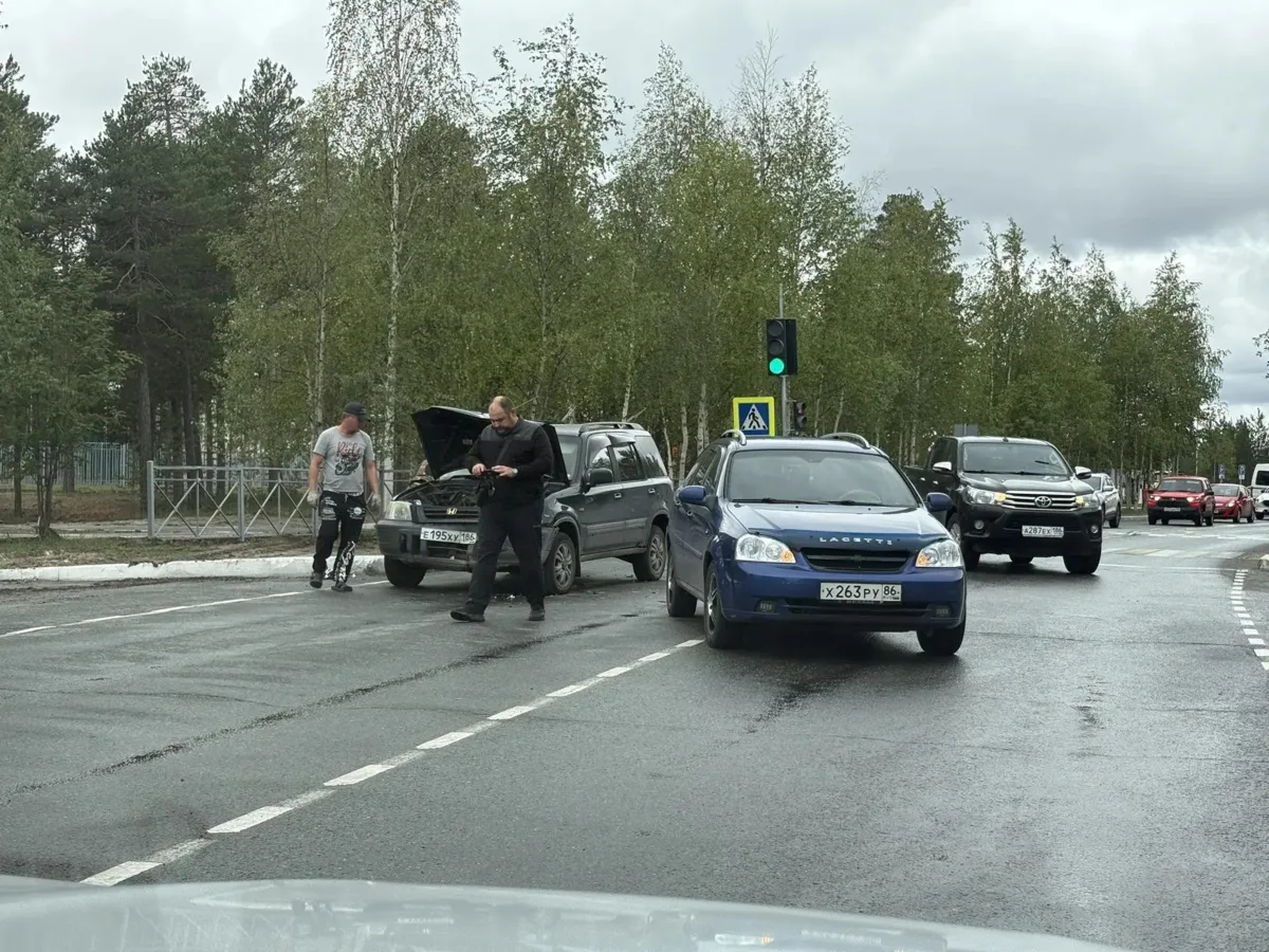 🚨 ДТП на улице Сибирской в Когалыме
