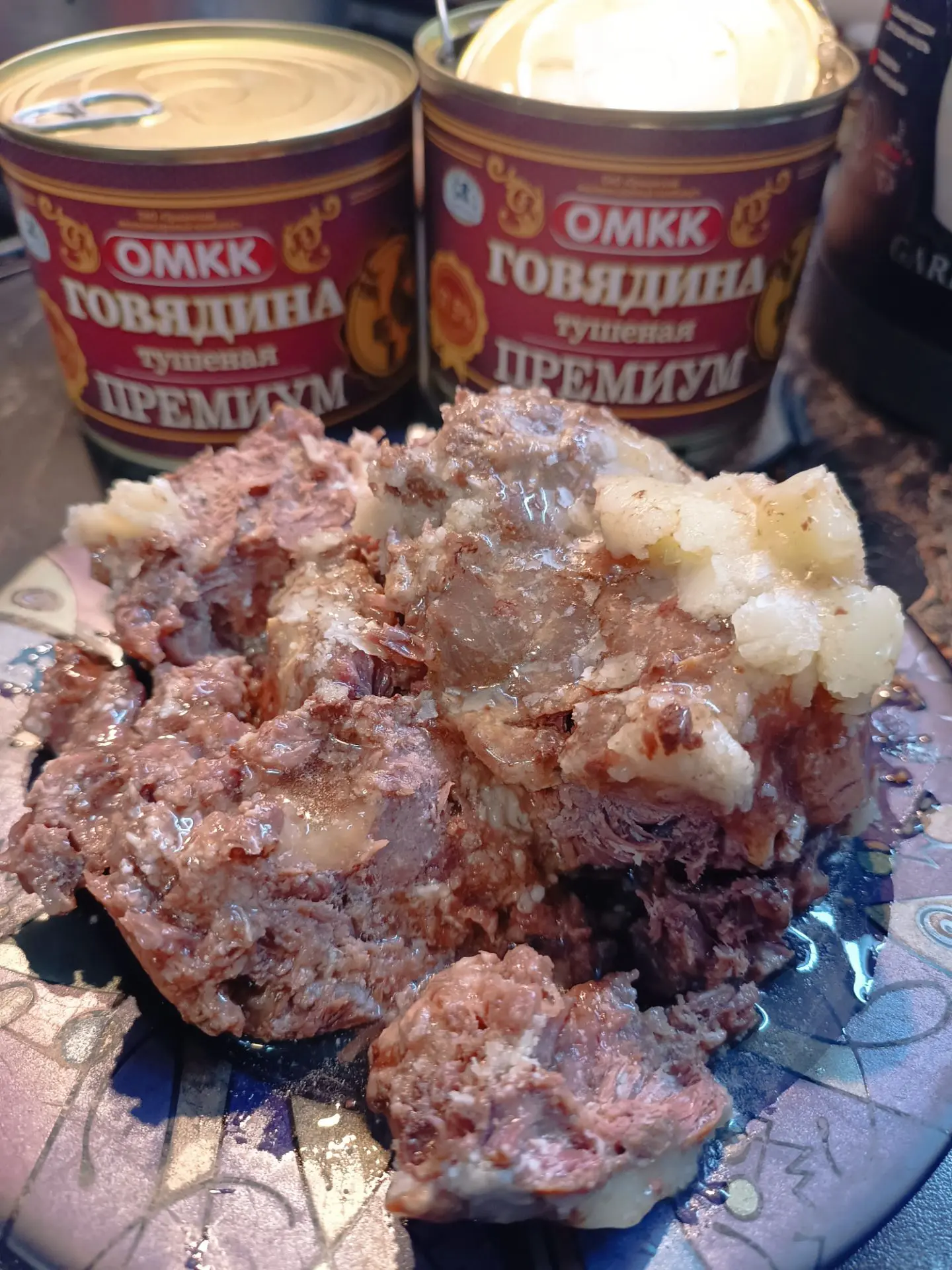 Опробовали тушёнку Оршанскую от наших рукопопых братьев😁