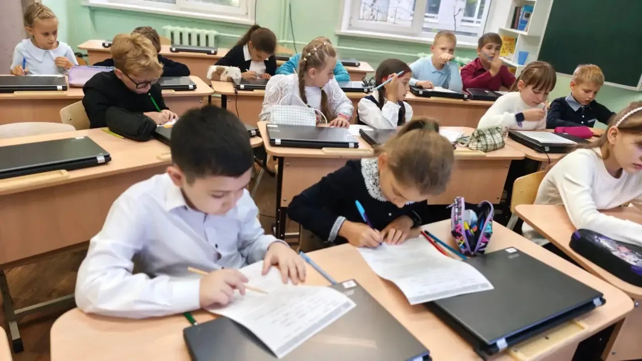 Продолжается наше погружение в курс «Киберурок»! Мы убеждены, что сегодня быть современ...