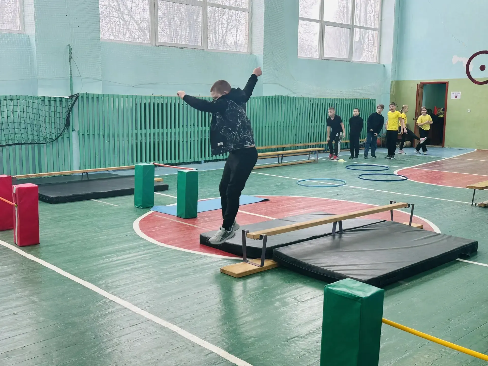Друзья, отличные новости из мира школьных событий! У нас проходит захватывающий отборочный этап воен
