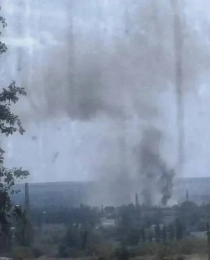 🔥 Мост через Казённый Торец в Славянске уничтожен метким попаданием нашей авиационной ...
