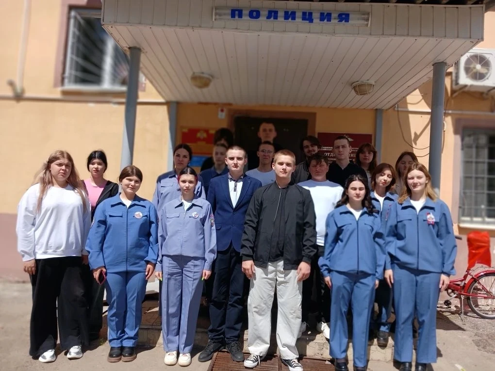 ЭКСКУРСИЯ В ОТДЕЛ ПОЛИЦИИ