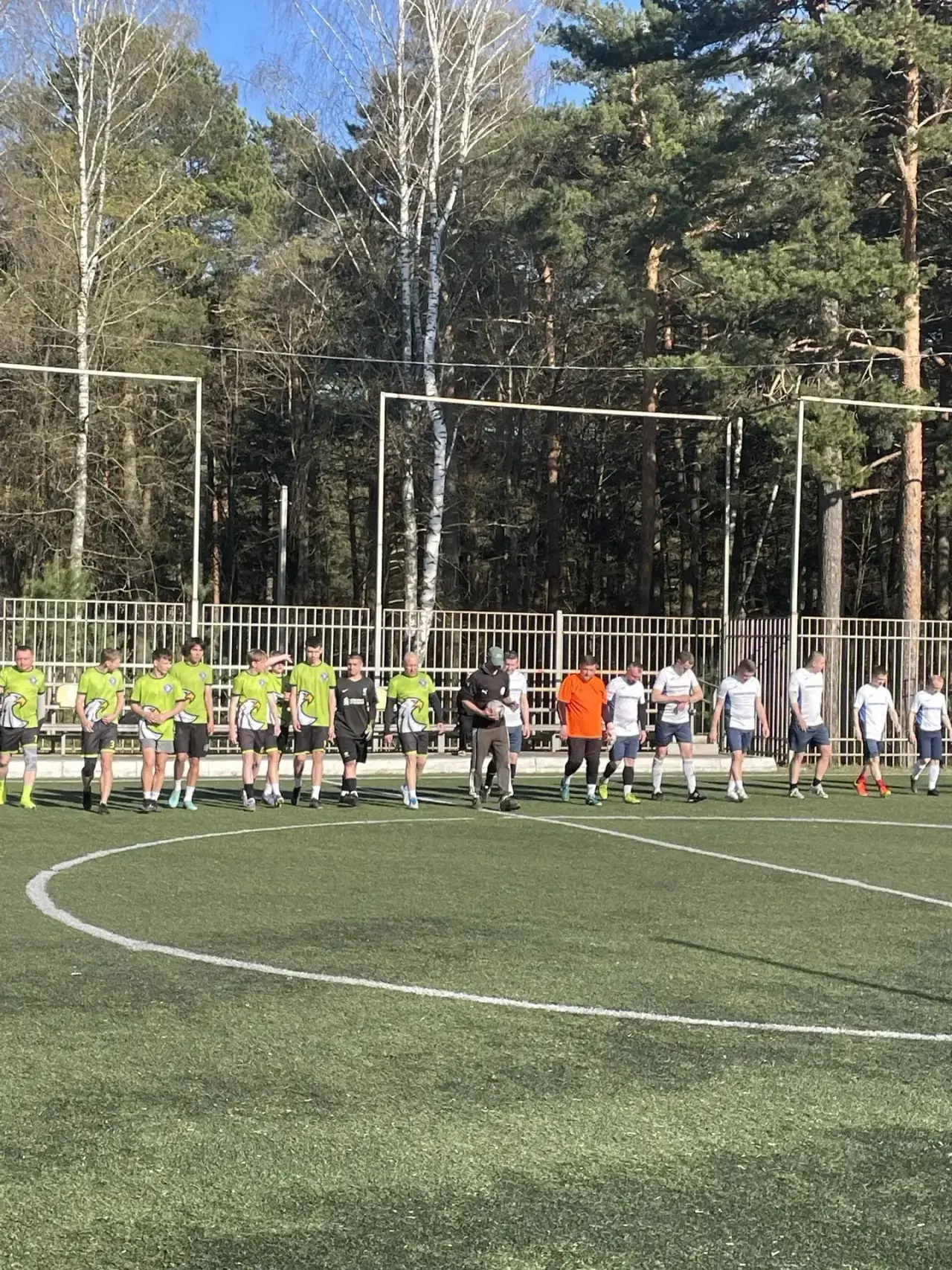 ⚽ Футбольный сезон в Алексинской лиге: боевая ничья «Орлёнка» и «Машиностроителя»