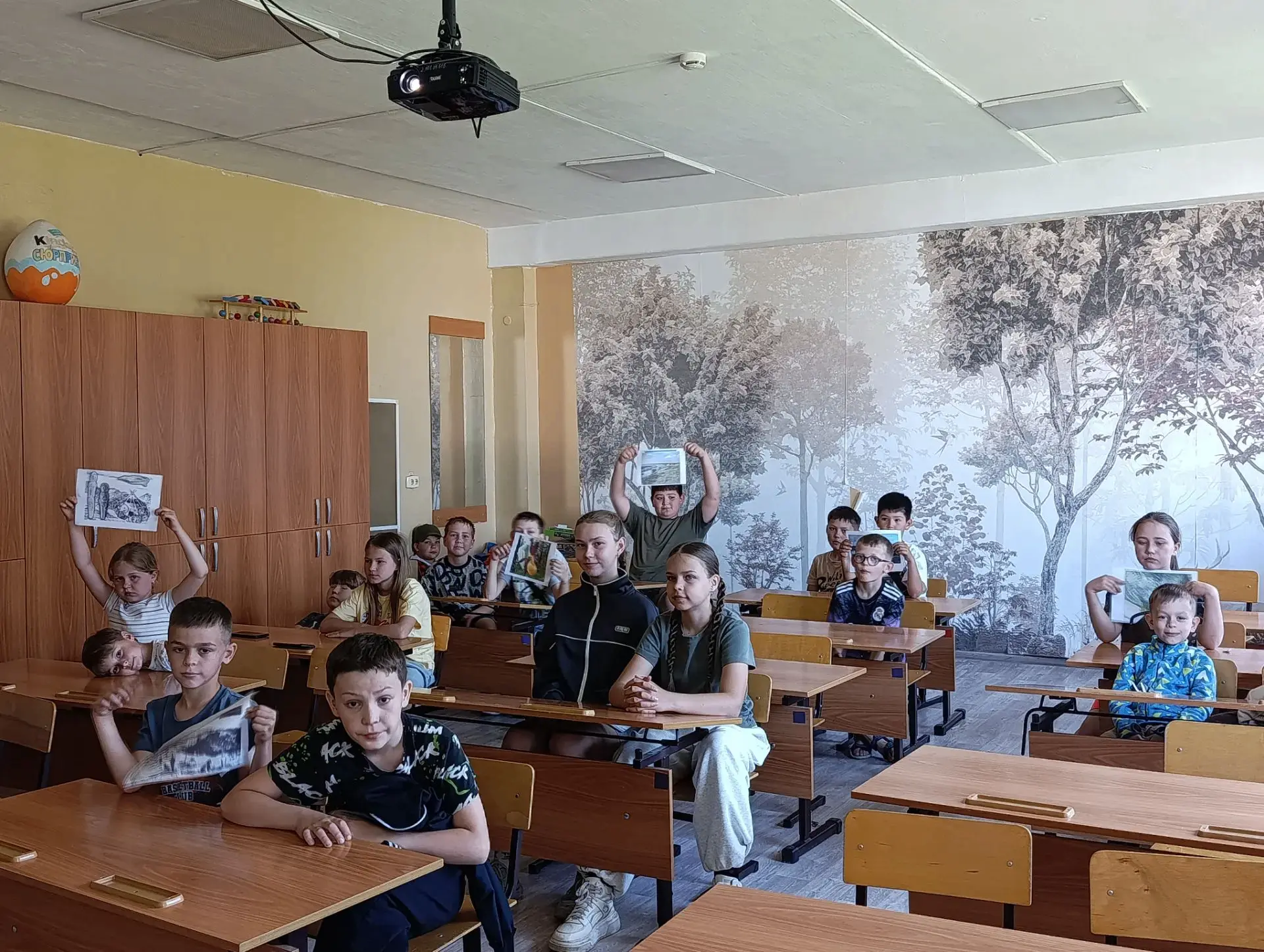 В рамках работы ЛДП «Солнышко»: путешествие по чудесам Усольского района 🌞Сегодня с утра учащиеся н