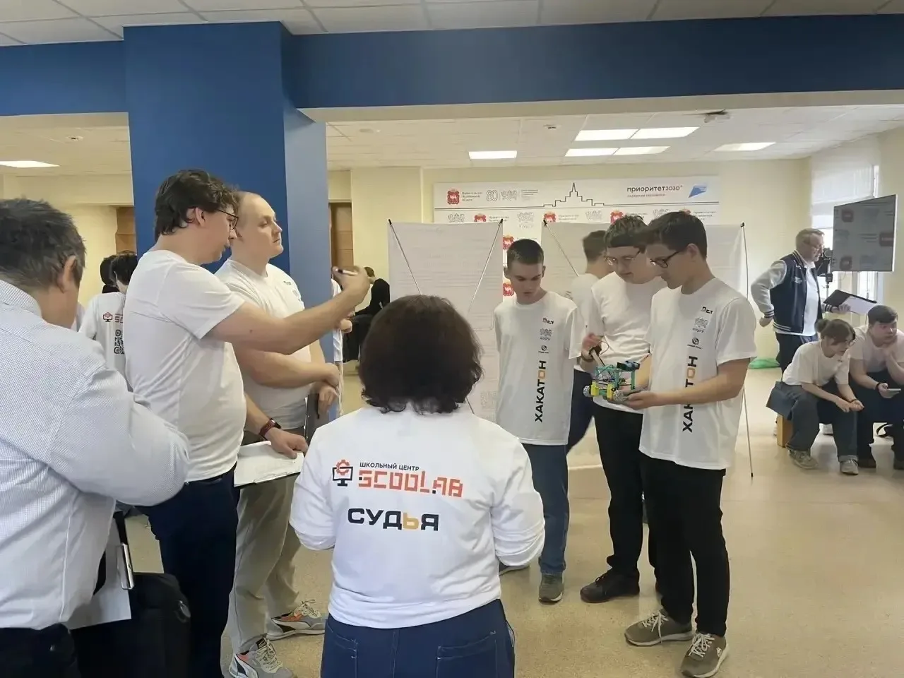 🚀 Финал Инженерного хакатона: наши ребята — в числе лучших!  🧠25 апреля состоялся финал Инженерного 