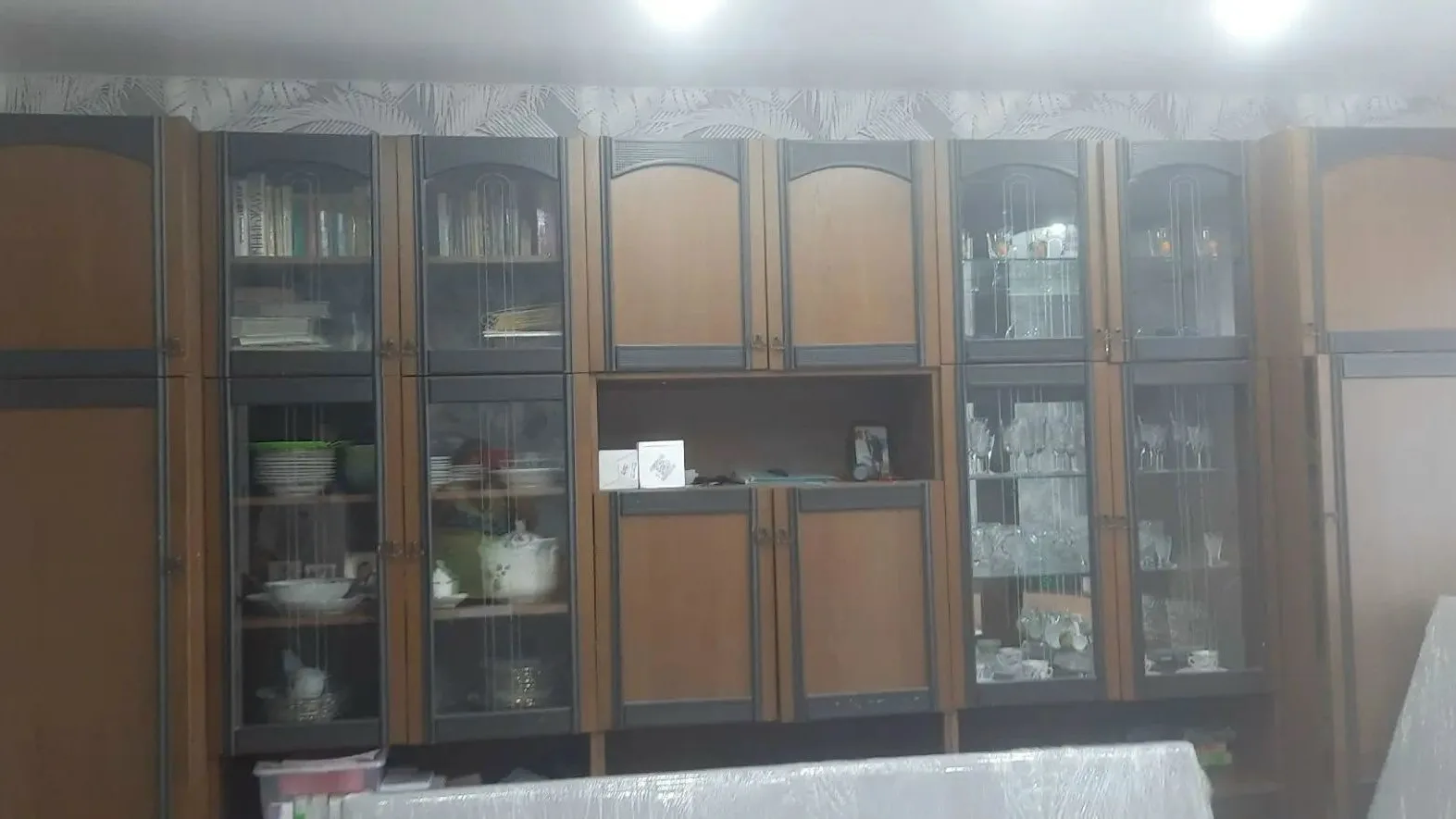 Продам стенку, 5000 рублей. 89506260163