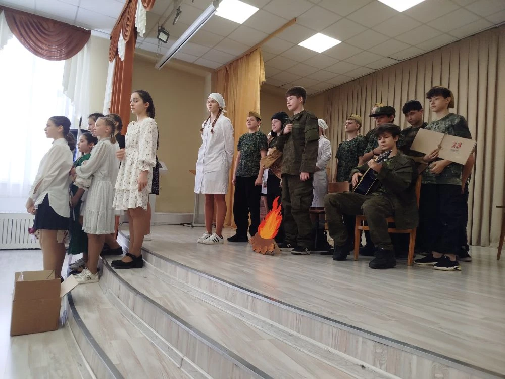 Сегодняшний день в нашей гимназии выдался по-настоящему жарким.💥  Настоящий накал страстей кипел в с