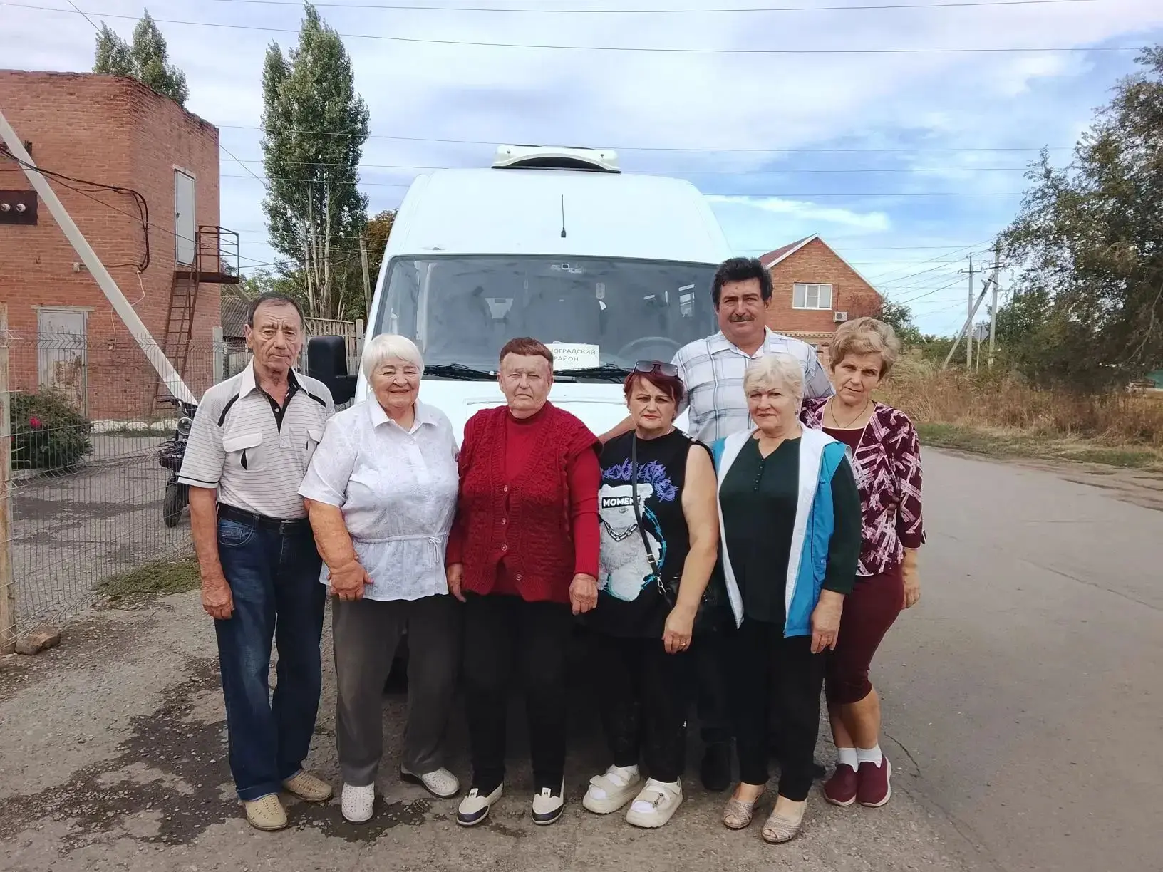 МБУ ЗР «ЦСО» в рамках национального проекта «Семья» продолжает осуществлять подвоз граж...