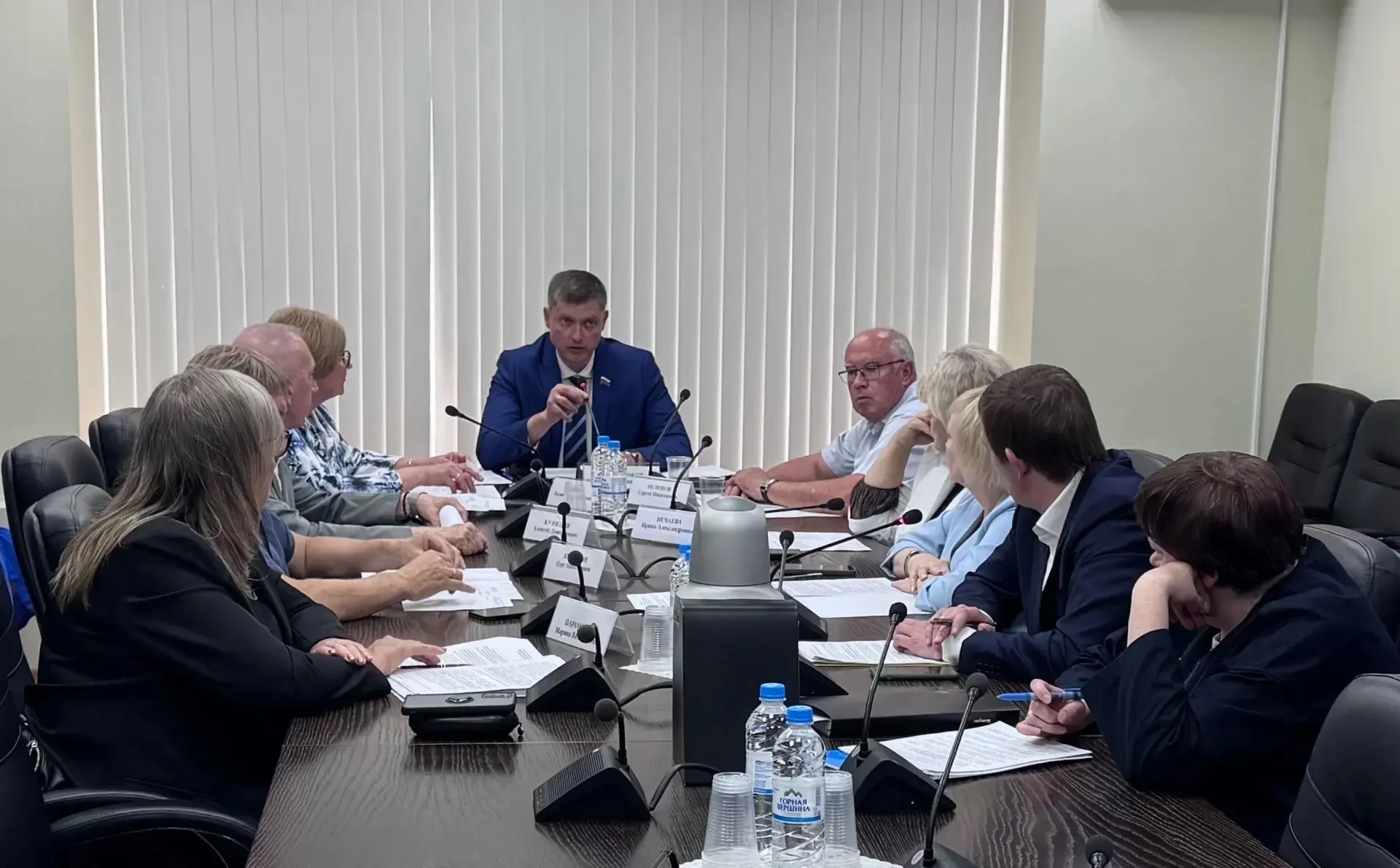Провел очередное заседание комитета по охране здоровья. На заседании комитета рассмотрен подготовлен