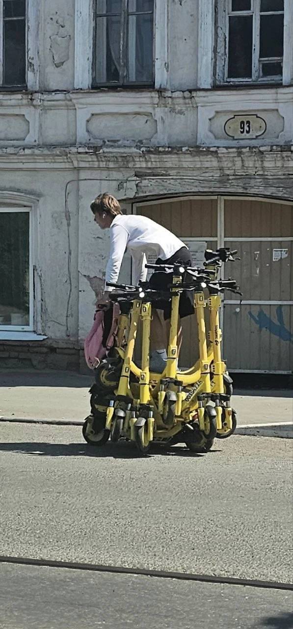 Повелителя самокатов заметили на Галактионовской