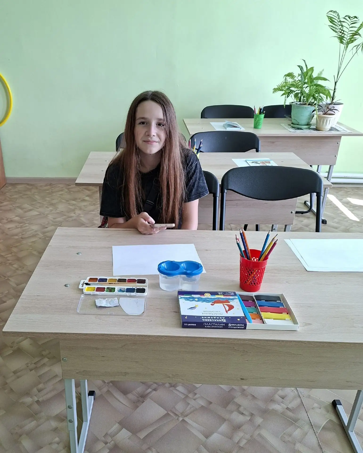 Дом Творчества в эти последние дни летних каникул продолжает принимать ребят. Все дети ...