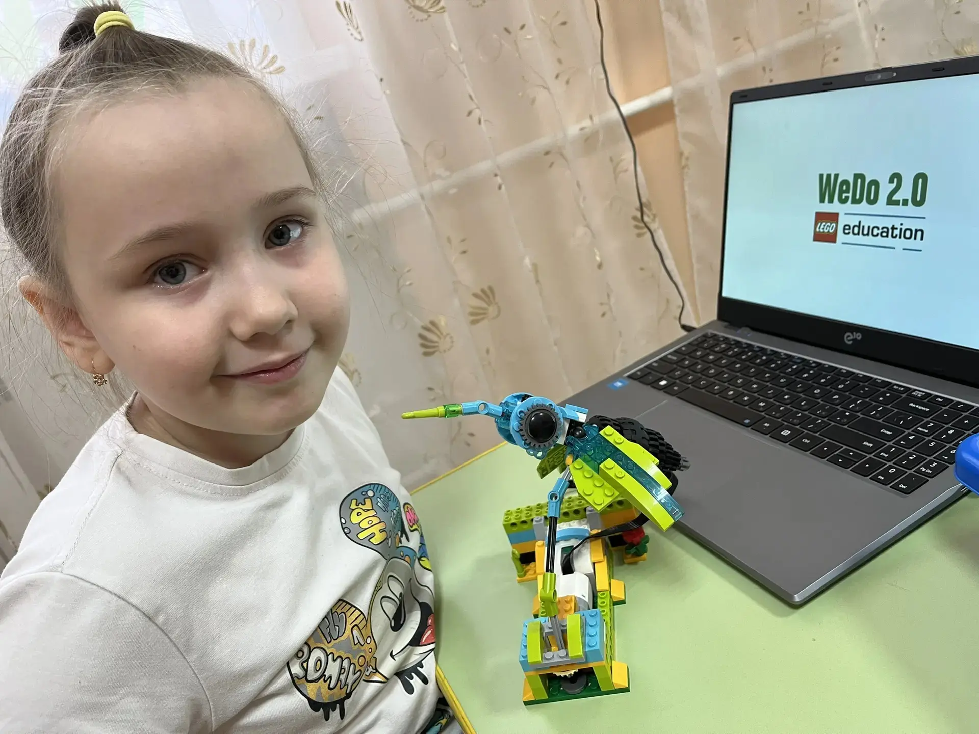 На занятии ребята познакомились с увлекательным миром насекомых🦋🪰🦗, создав простейшу...