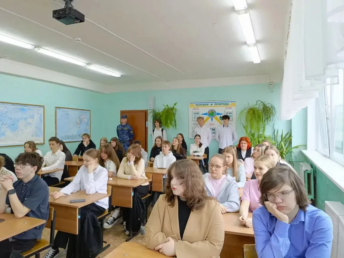 ПРОФОРИЕНТАЦИЯ ДЛЯ СТАРШЕКЛАССНИКОВ — УФСИН познакомил с профессией 👮  23 апреля представители Управ