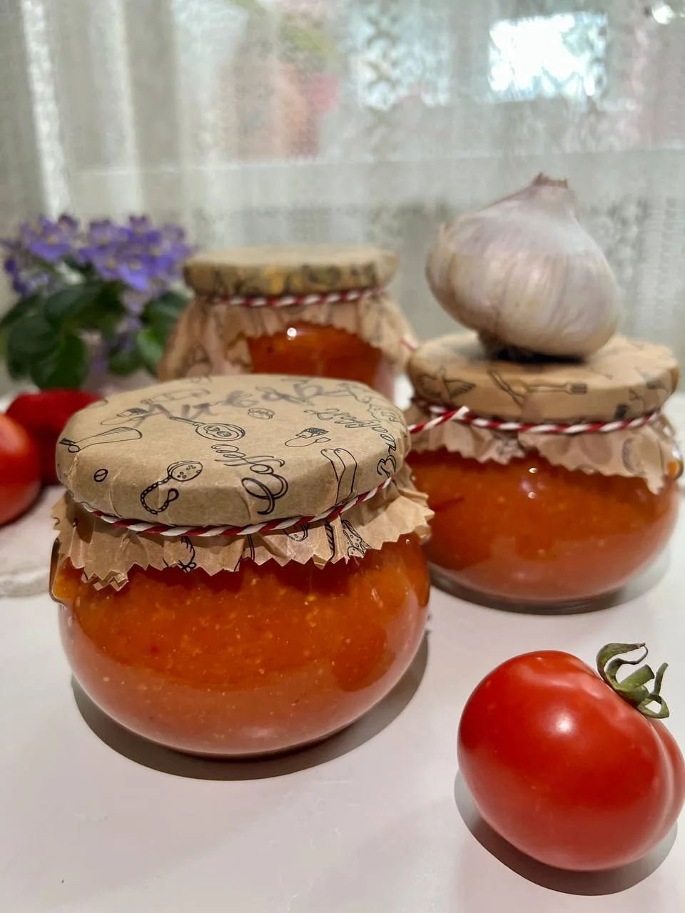 Соус по типу Айвара (овощная икра) 🍆 🍅 🌶️ 

Это очень вкусно! Начинаешь пробовать - и невозможно 