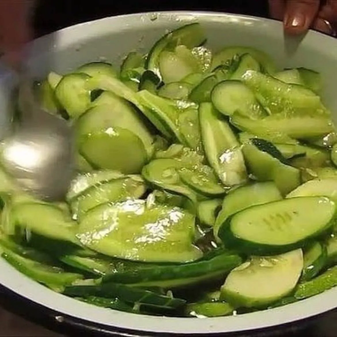 ЯЗЫЧКИ ИЗ ОГУРЦОВ