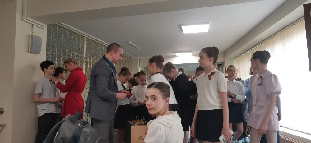 Обучающиеся и преподаватели Московской государственной академии хореографии присоединились к междуна