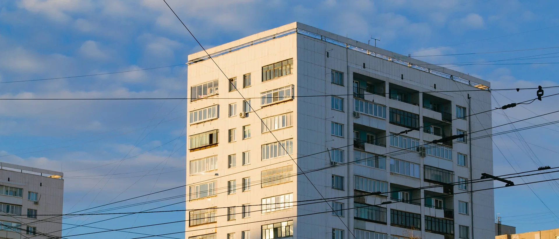 ✏️ В Госдуме предлагают давать на расселение аварийного жилья не больше трех лет  Лидер ЛДПР Леонид 