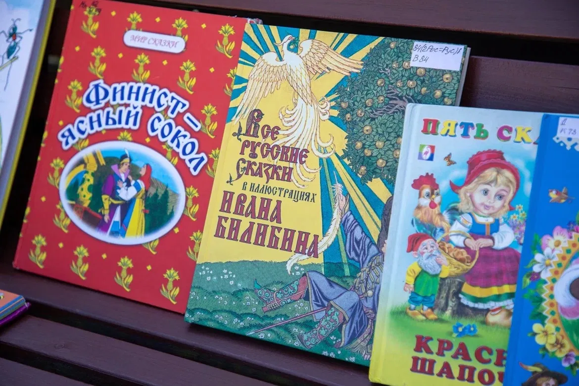 В парке Жуковского прошла веселая литературная игра «Мы везде читаем летом»