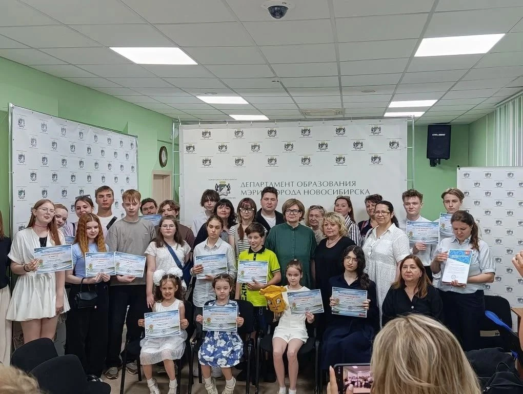"Улитка" покоряет город: сказочная экскурсия из Закаменского парка стала победной!
Спешим поделиться