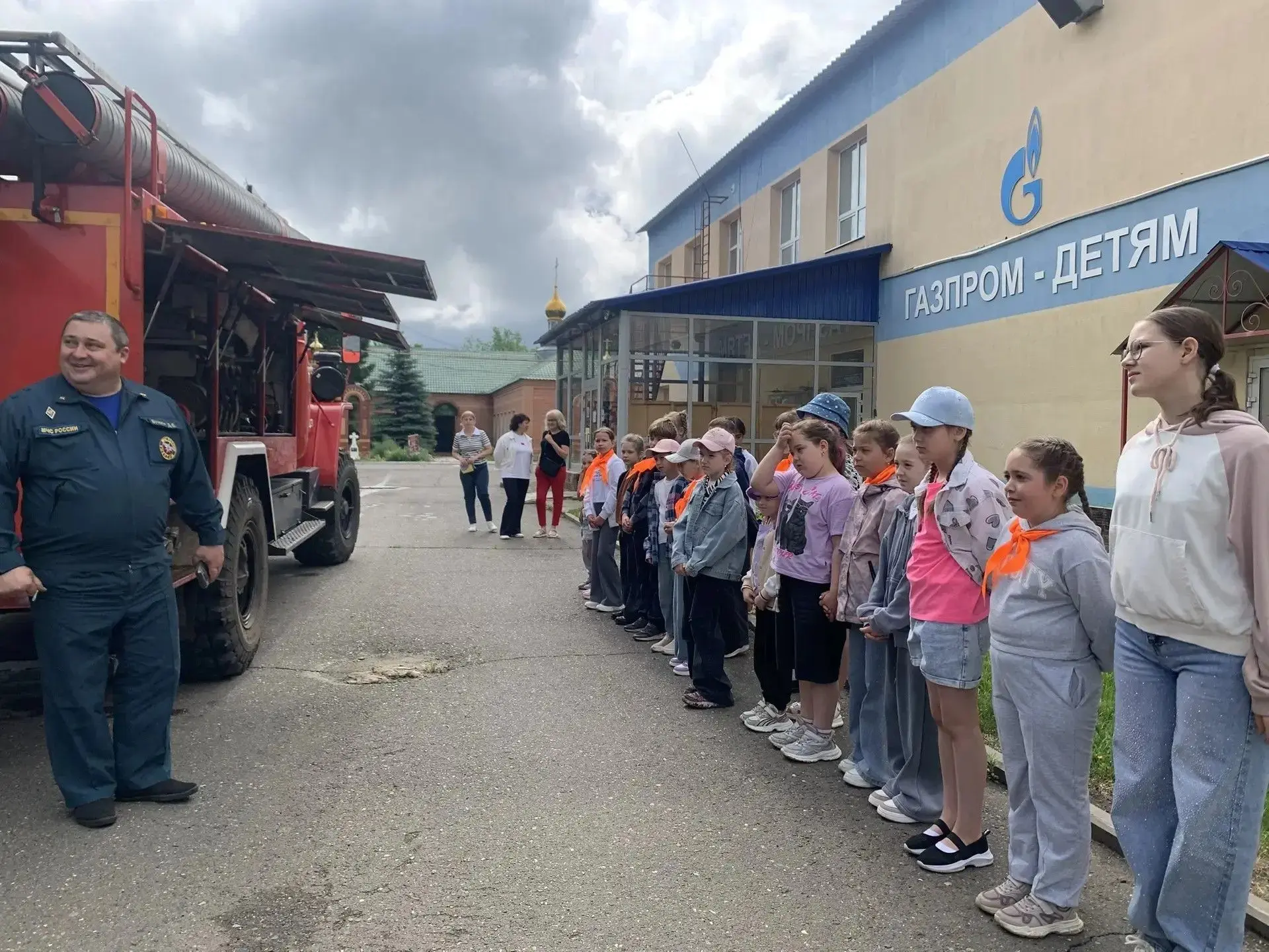 🌞🏫 Сегодня у нас особенный день - ровно половина смены прошла, и мы уже начинаем готовиться к ее з