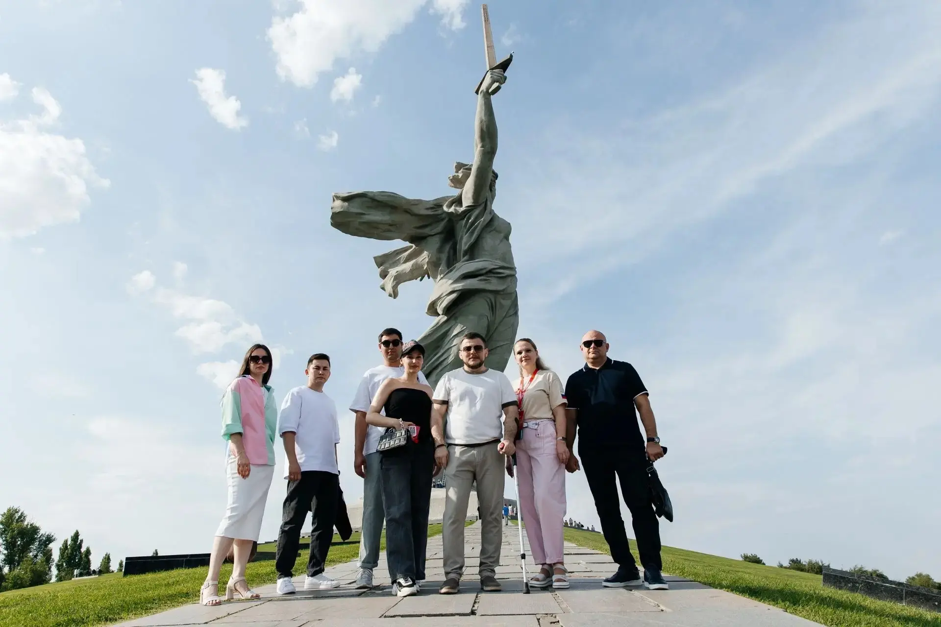 Делегация ИТСКИ ЮФУ на Мамаевом кургане

В рамках конкурса «Студенческий лидер» наши ребята посетили
