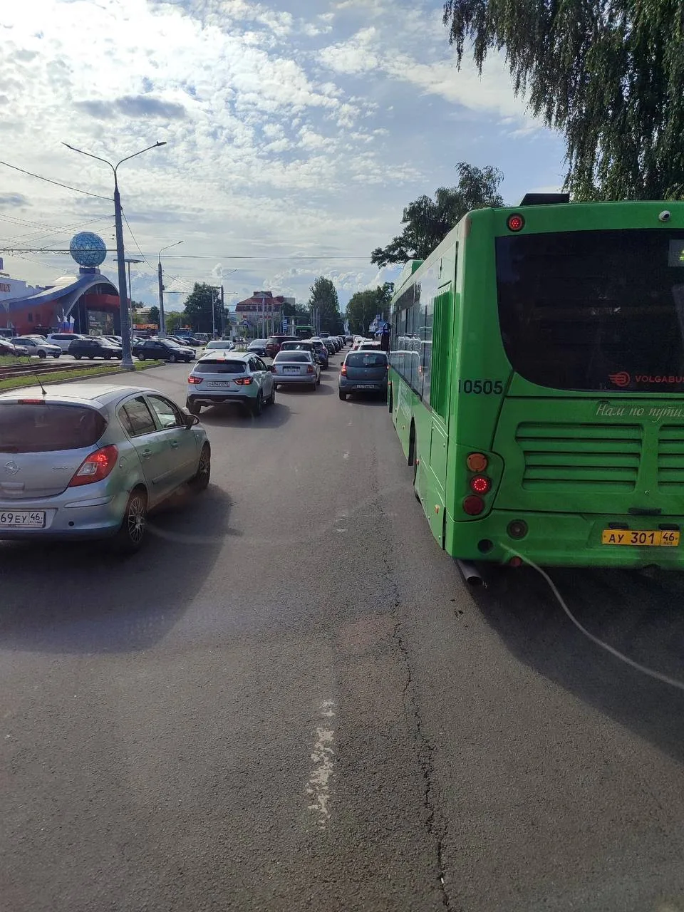 ❗️Новая настройка светофоров вызвала пробки в Курске

На перекрёстке Октябрьской и Маяковского после