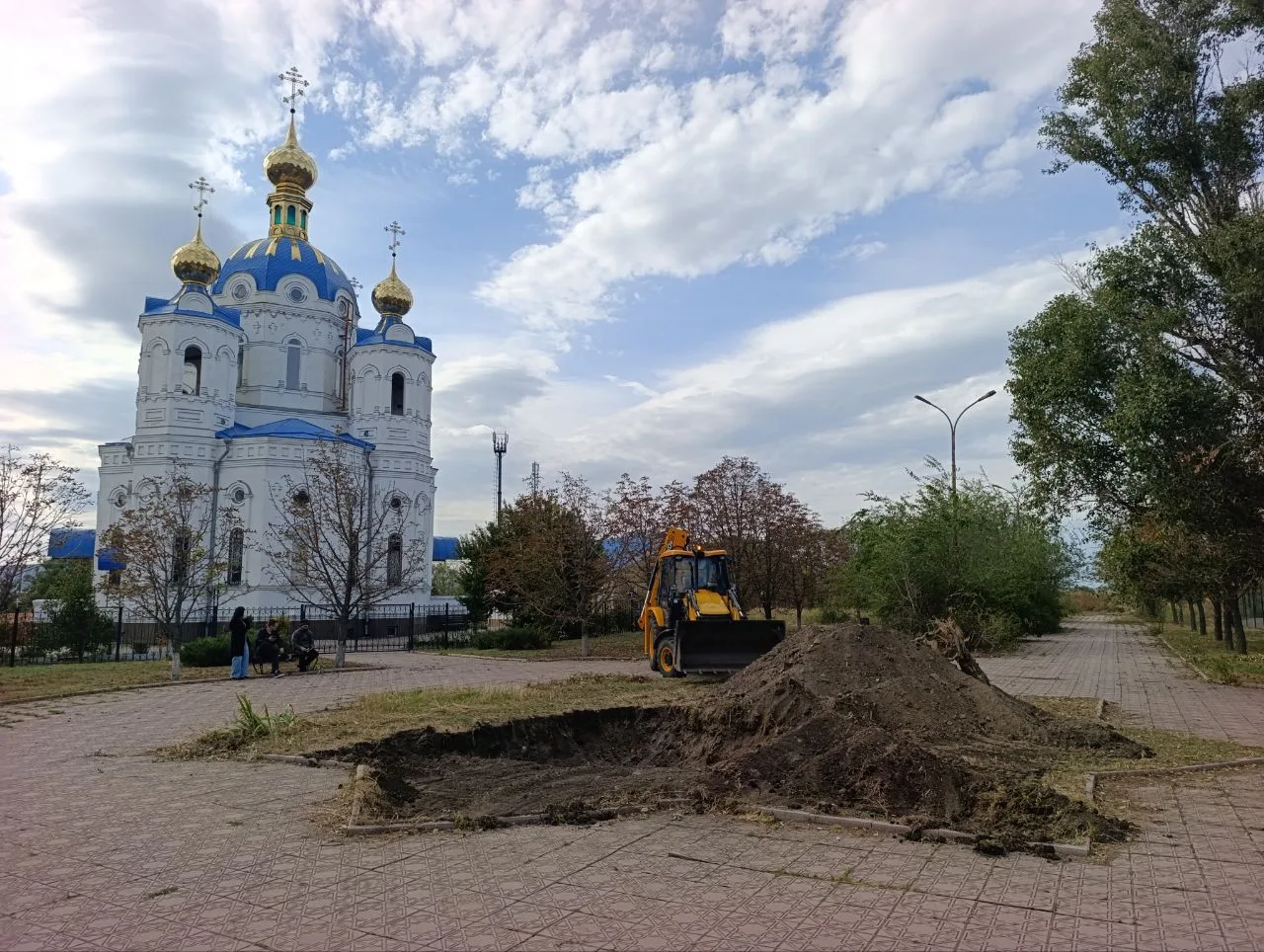 Дорогие друзья, братья и сестры!