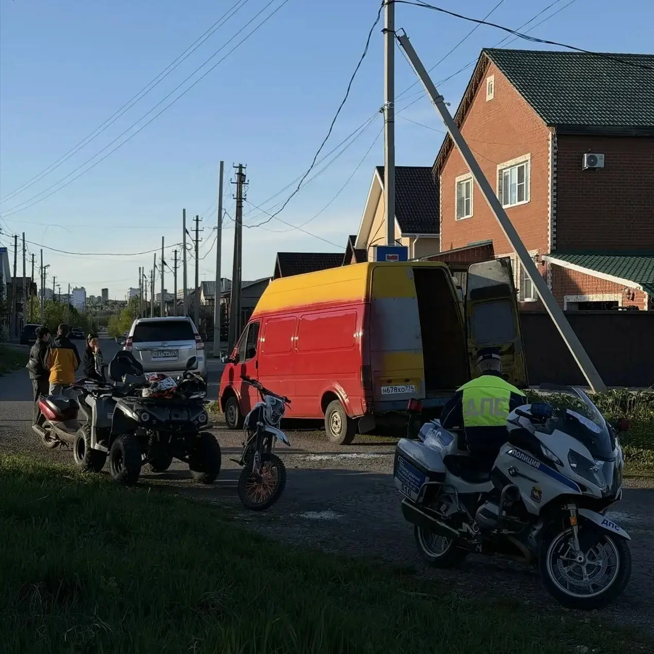 🚨 В Магнитогорске задержали подростков на квадроцикле и питбайке  В Магнитогорск сотрудники полиции 