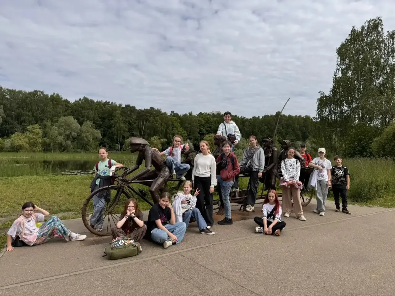 «Исследователь»: смена подходит к концу, но любопытство остаётся 🔍🌿

Чем мы жили эти дни? Коротко 