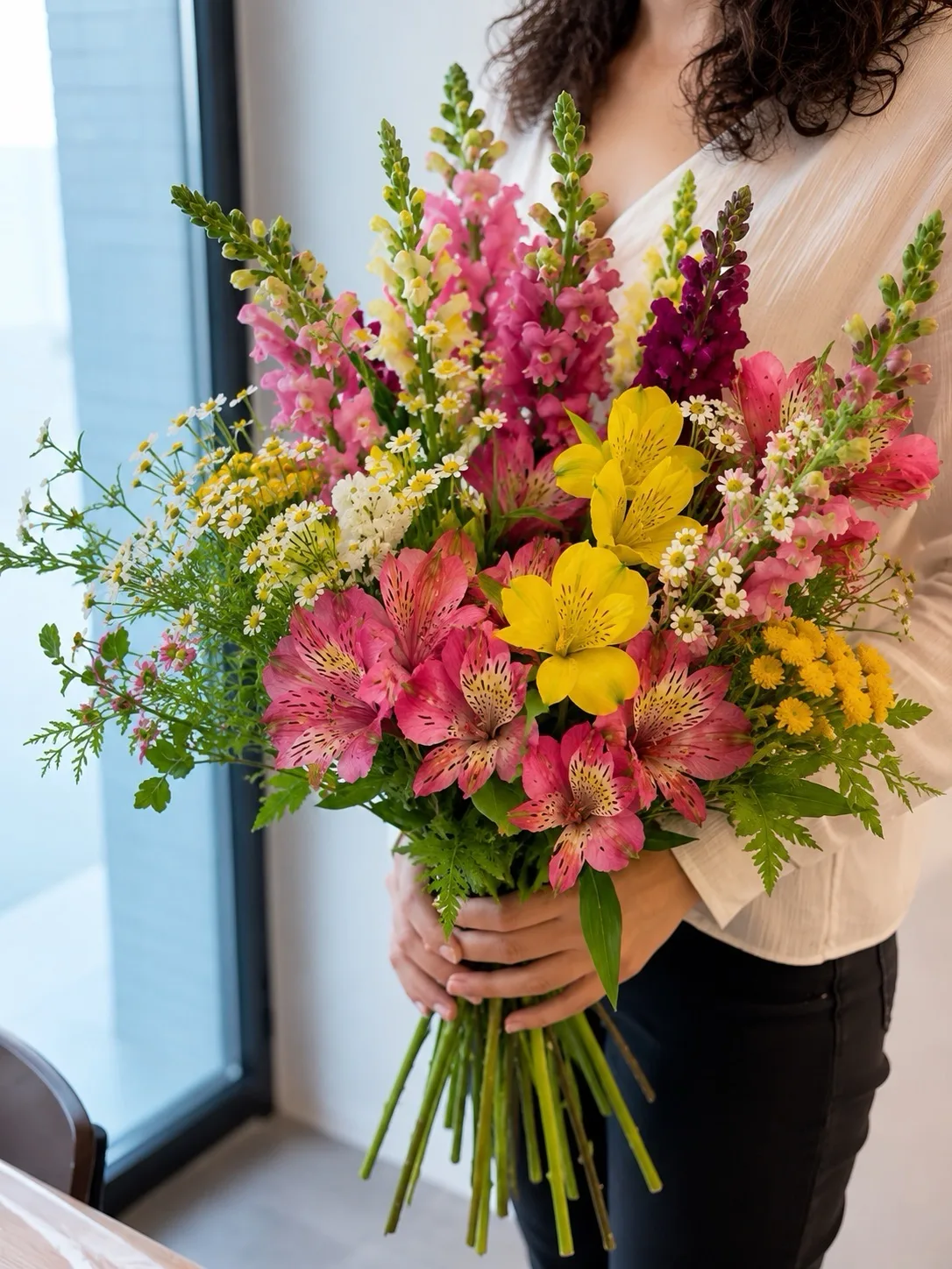 💐 Приглашаем вас на мастер-класс по созданию летнего букета, который пройдет сегодня