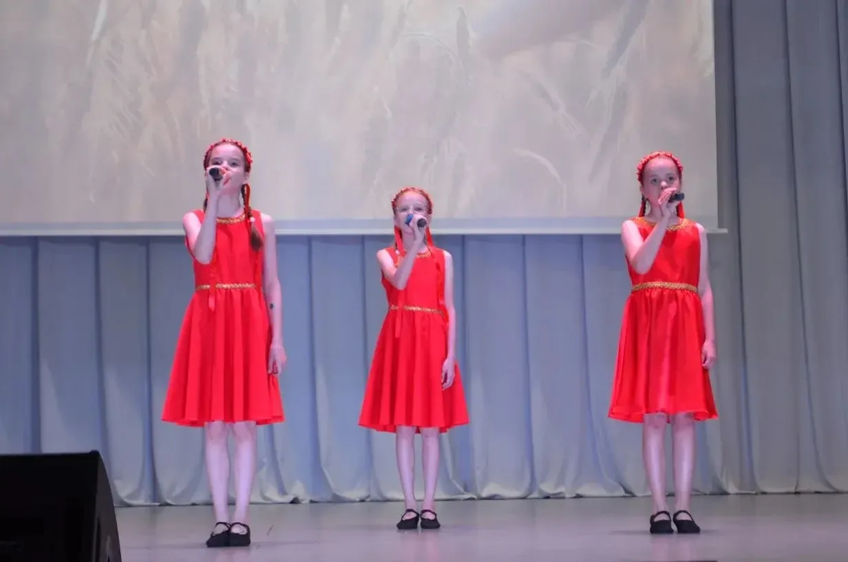 🌟 В большом зале МБУК Ванновский КДЦ царила невероятная атмосфера! 🎶 Чувство гордости за нашу стра